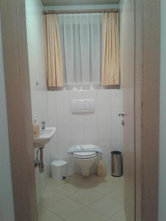 Apart Ramona Apartment Зерфаус Екстериор снимка